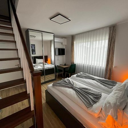 Haven Hotels - Hotel Dona Bergisch Gladbach Buitenkant foto