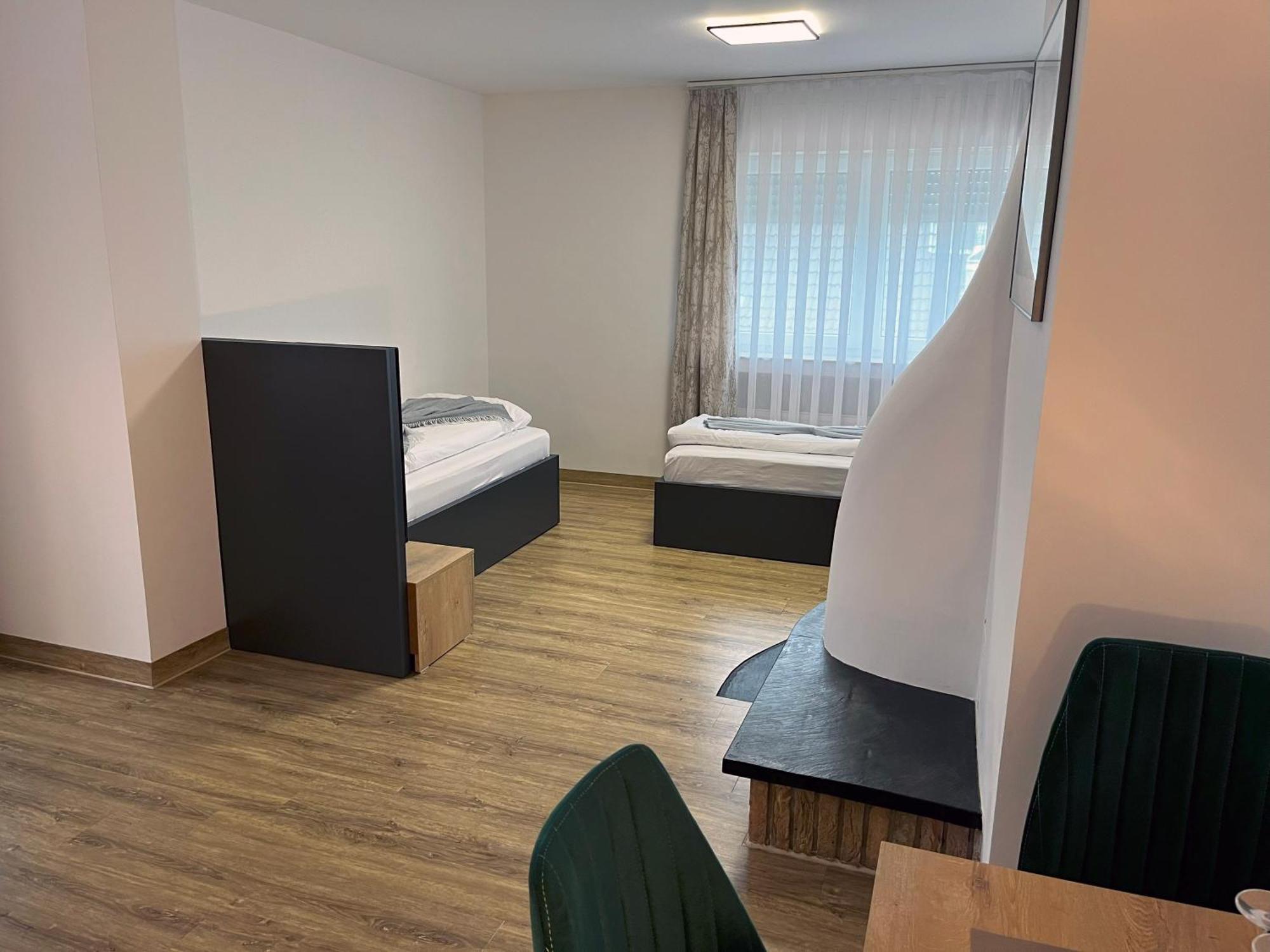 Haven Hotels - Hotel Dona Bergisch Gladbach Buitenkant foto