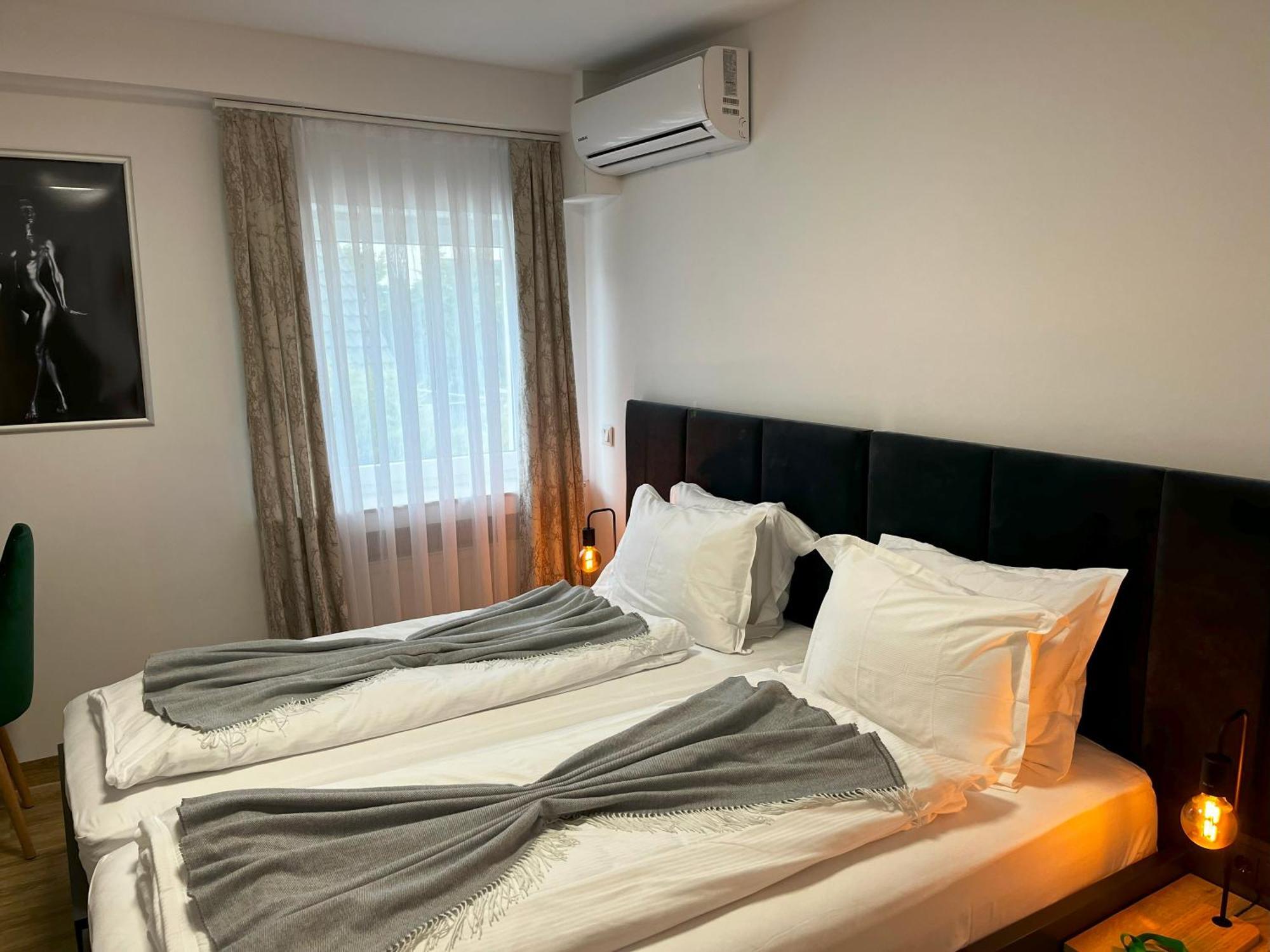 Haven Hotels - Hotel Dona Bergisch Gladbach Buitenkant foto