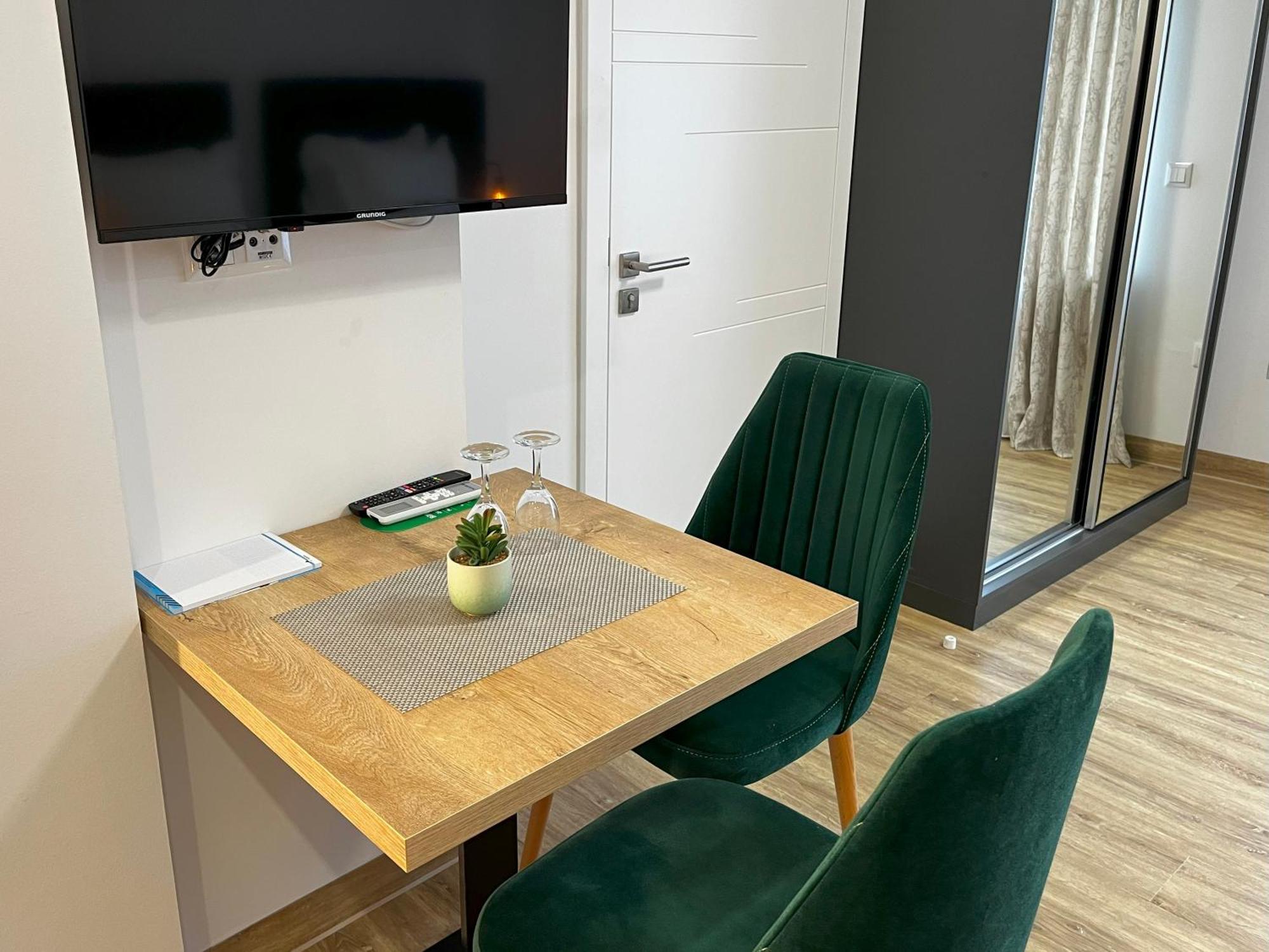 Haven Hotels - Hotel Dona Bergisch Gladbach Buitenkant foto